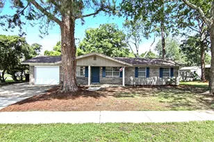 337 NW Victoria Ave NW, Fort Walton Beach, FL 32548 - Photo 1