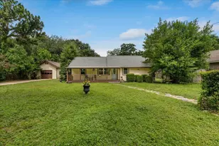 1554 Pine St, Niceville, FL 32578 - Photo 1