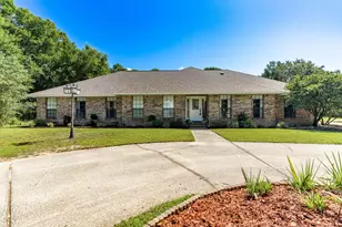 2312 Valley Pl, Navarre, FL 32566 - Photo 1