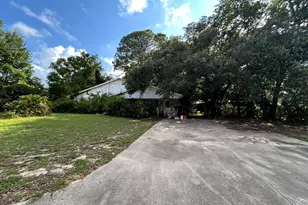 69 NE Laurie Dr NE, Fort Walton Beach, FL 32548 - Photo 1