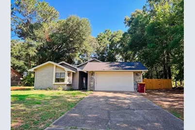 102 Springwood Circle Circle, Crestview, FL 32536 - Photo 1