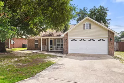 4601 Top Flight Drive, Crestview, FL 32539 - Photo 1