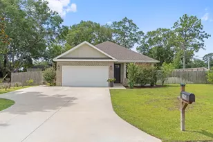 289 Okaloosa Ave, Valparaiso, FL 32580 - Photo 1