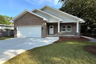 363 Washington, Valparaiso, FL 32580 - Photo 1