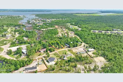 552 Hickory Bluff, Southport, FL 32409 - Photo 1