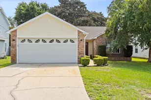 520 Rush Park Cir, Mary Esther, FL 32569 - Photo 1