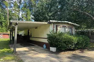 926 Linden Ave, Niceville, FL 32578 - Photo 1