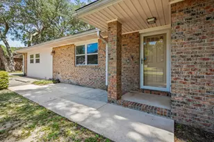 102 Duke Dr, Niceville, FL 32578 - Photo 1