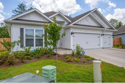 125 Hobson Avenue, Crestview, FL 32539 - Photo 1