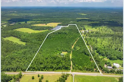 691 E Indian Creek Ranch Road E, Defuniak Springs, FL 32435 - Photo 1