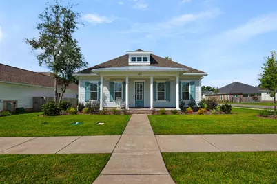 637 Chamomile Court, Niceville, FL 32578 - Photo 1
