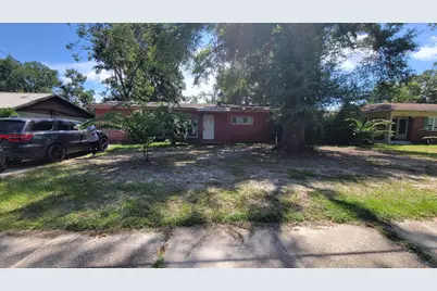 131 Adkinson Drive, Crestview, FL 32536 - Photo 1