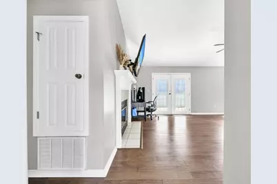 1312 Jeffrine Dr Drive, Crestview, FL 32536 - Photo 9