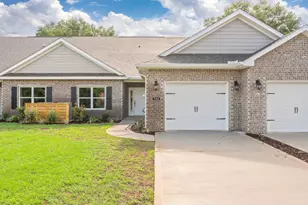 723 Fairview Dr, Fort Walton Beach, FL 32547 - Photo 1