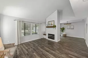 800 Bay Dr, Niceville, FL 32578 - Photo 1