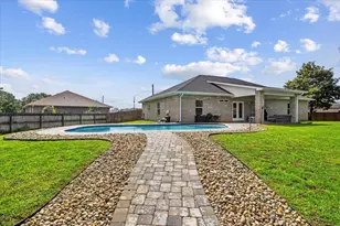 4294 Pats Ct, Gulf Breeze, FL 32563 - Photo 1