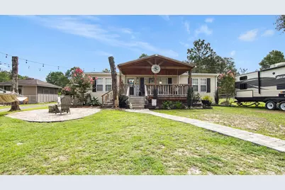 663 E Picasso Circle E, Defuniak Springs, FL 32433 - Photo 1