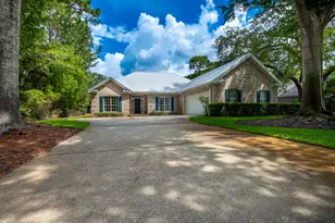 1402 Winged Foot Dr, Niceville, FL 32578 - Photo 1