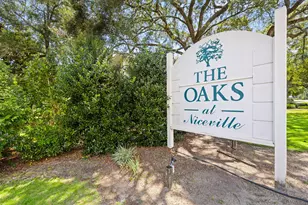 1501 N Partin Dr N, Niceville, FL 32578 - Photo 1