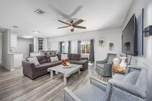 404 Marshall Ct, Fort Walton Beach, FL 32548 - Photo 1