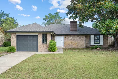 410 Rue Des Tours, Mary Esther, FL 32569 - Photo 1