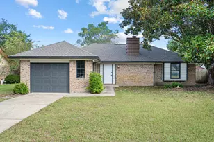 410 Rue Des Tours, Mary Esther, FL 32569 - Photo 1