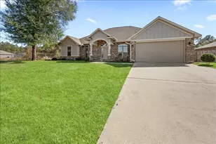 3208 Oxmore Dr, Crestview, FL 32539 - Photo 1