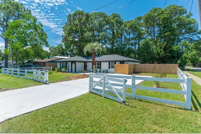 38 NW Deal Avenue NW, Fort Walton Beach, FL 32548 - Photo 1