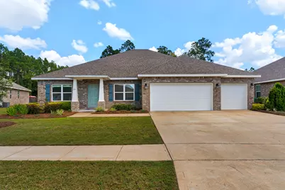 69 E Sky Way E, Freeport, FL 32439 - Photo 1