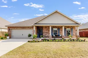 429 Chickadee St, Crestview, FL 32539 - Photo 1