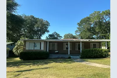 324 Hillcrest Avenue, Valparaiso, FL 32580 - Photo 1