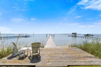 151 Wynnehaven Beach Road, Mary Esther, FL 32569 - Photo 1