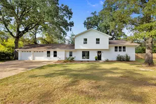 147 Gillis Dr, Crestview, FL 32536 - Photo 1