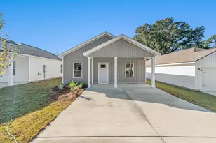 591 Brock Ave, Crestview, FL 32539 - Photo 1