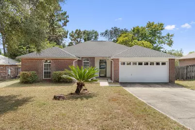 394 Riverchase Boulevard, Crestview, FL 32536 - Photo 1