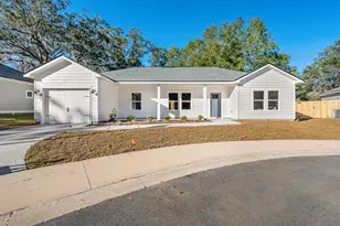 37 Shebbi Ln, Freeport, FL 32439 - Photo 1