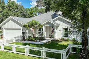 179 Little Canal Dr, Santa Rosa Beach, FL 32459 - Photo 1