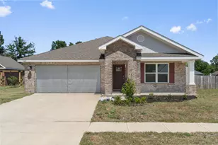 5445 Jenee Ct, Crestview, FL 32539 - Photo 1