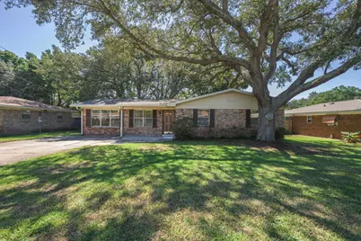 167 Marcia Drive, Mary Esther, FL 32569 - Photo 1