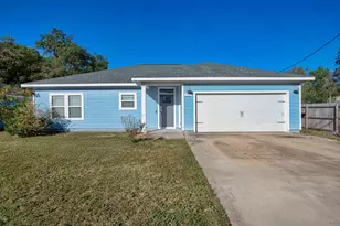 2225 N Wind Trace Road N, Navarre, FL 32566 - Photo 1