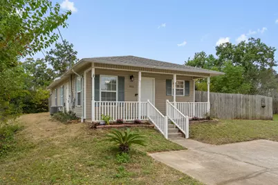 1866 Justice Circle, Gulf Breeze, FL 32563 - Photo 1