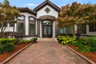 420 Commodore Point Rd, Destin, FL 32541 - Photo 1