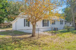 703 Brock Ave, Crestview, FL 32539 - Photo 1