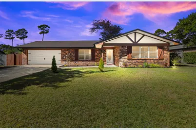 2003 Plumosa Palm Drive, Niceville, FL 32578 - Photo 1