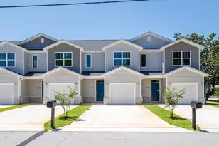 965 Skylark Rd, Mary Esther, FL 32569 - Photo 1