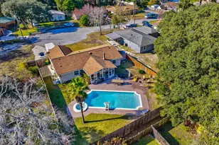 353 Lisette Ct, Fort Walton Beach, FL 32547 - Photo 1