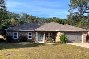 418 Davenport Ave, Valparaiso, FL 32580 - Photo 1