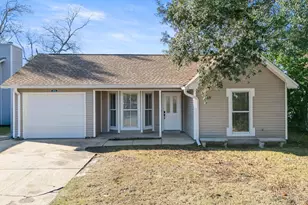 3022 Blue Pine Ln, Niceville, FL 32578 - Photo 1