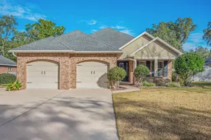 764 Woods Dr, Niceville, FL 32578 - Photo 1