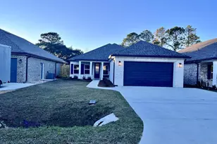 92 Owen St, Niceville, FL 32578 - Photo 1
